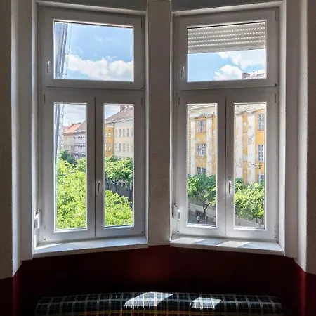 Downtown Funk Apartman